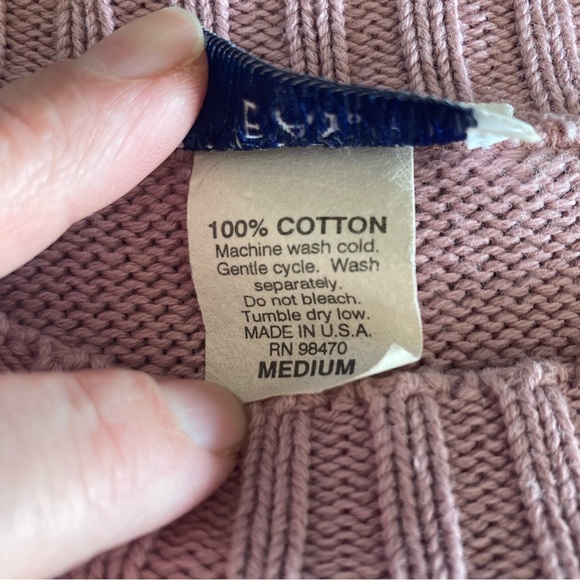 5/$15 Whitefish Bay Dusty Pink Sweater Medium - Picture 4 of 6
